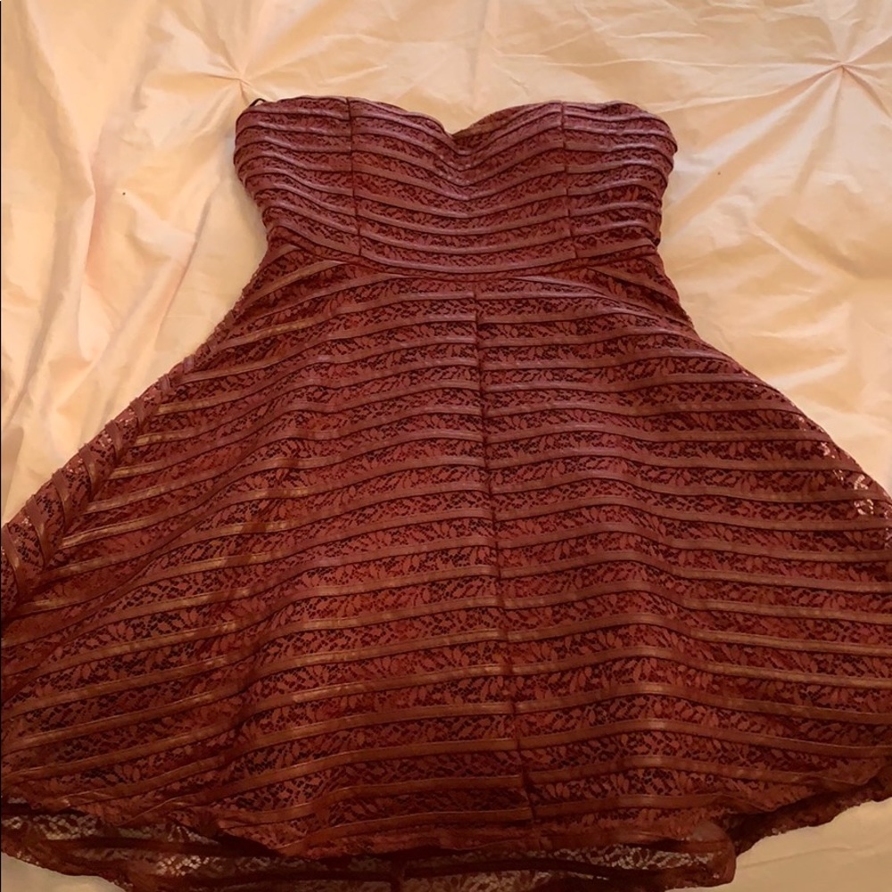 sweetheart neckline dress